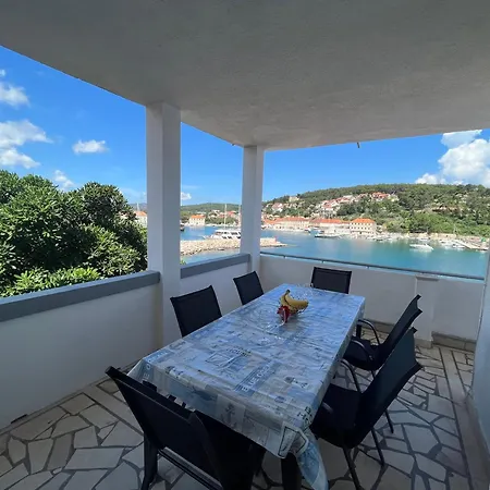 By The Sea Jelsa, Hvar - 22256 Apartment *